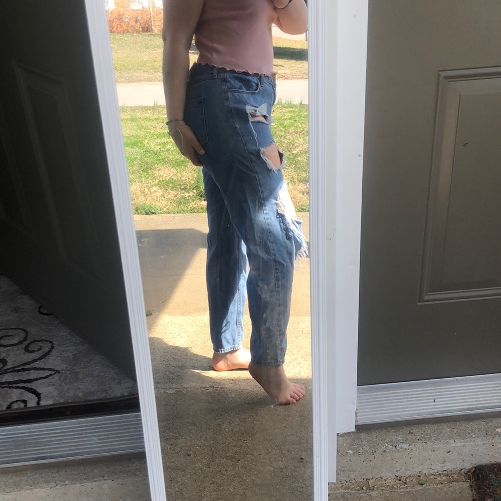Jeans - Picture 2 of 3